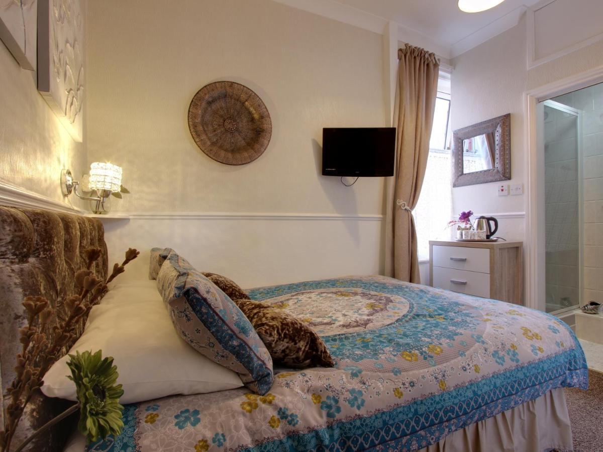 Mayfair Hotel Blackpool Bagian luar foto