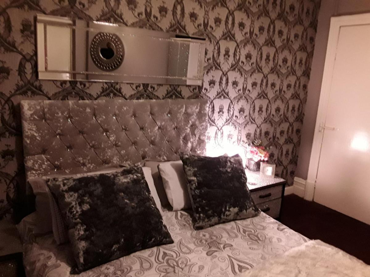 Mayfair Hotel Blackpool Bagian luar foto